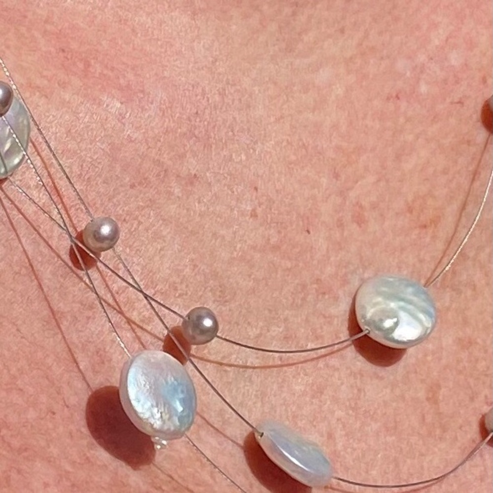 Floating Cultured coin pearl necklace Beautiful - Picture 2 of 6